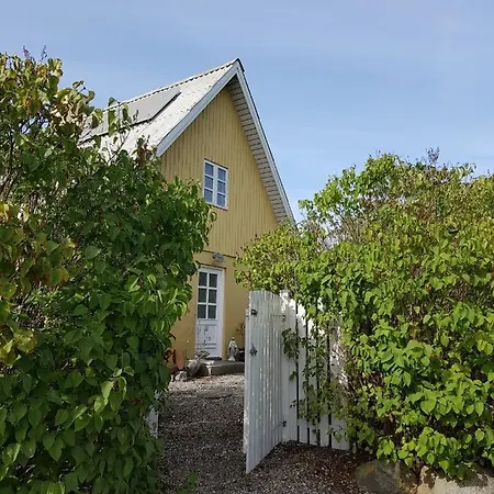 Beachhouse Langeland 20 M To Private Casa de Férias Tranekær