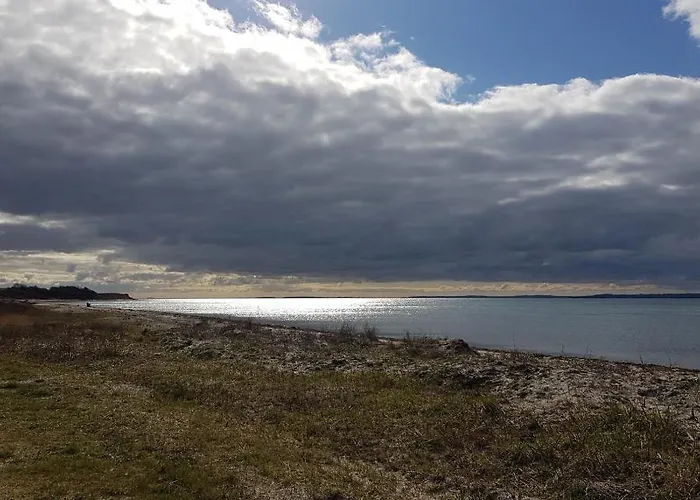 Beachhouse Langeland 20 M To Private Tranekær