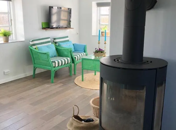 Beachhouse Langeland 20 M To Private *